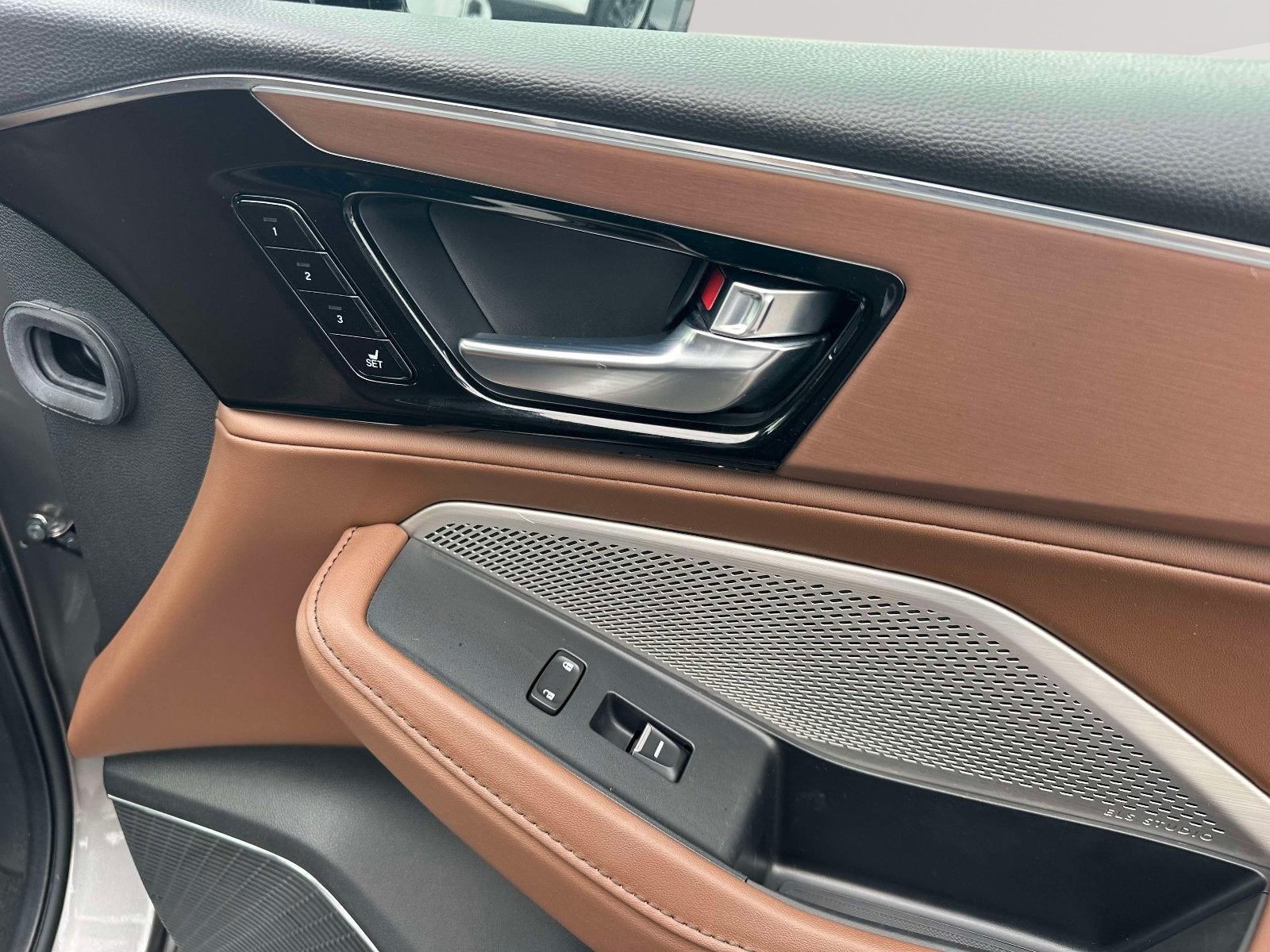 2024 Acura MDX w/Technology Package