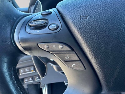 2017 INFINITI Q70 3.7