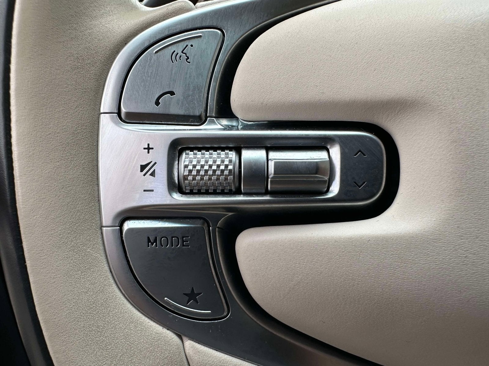 2023 Genesis GV80 Base