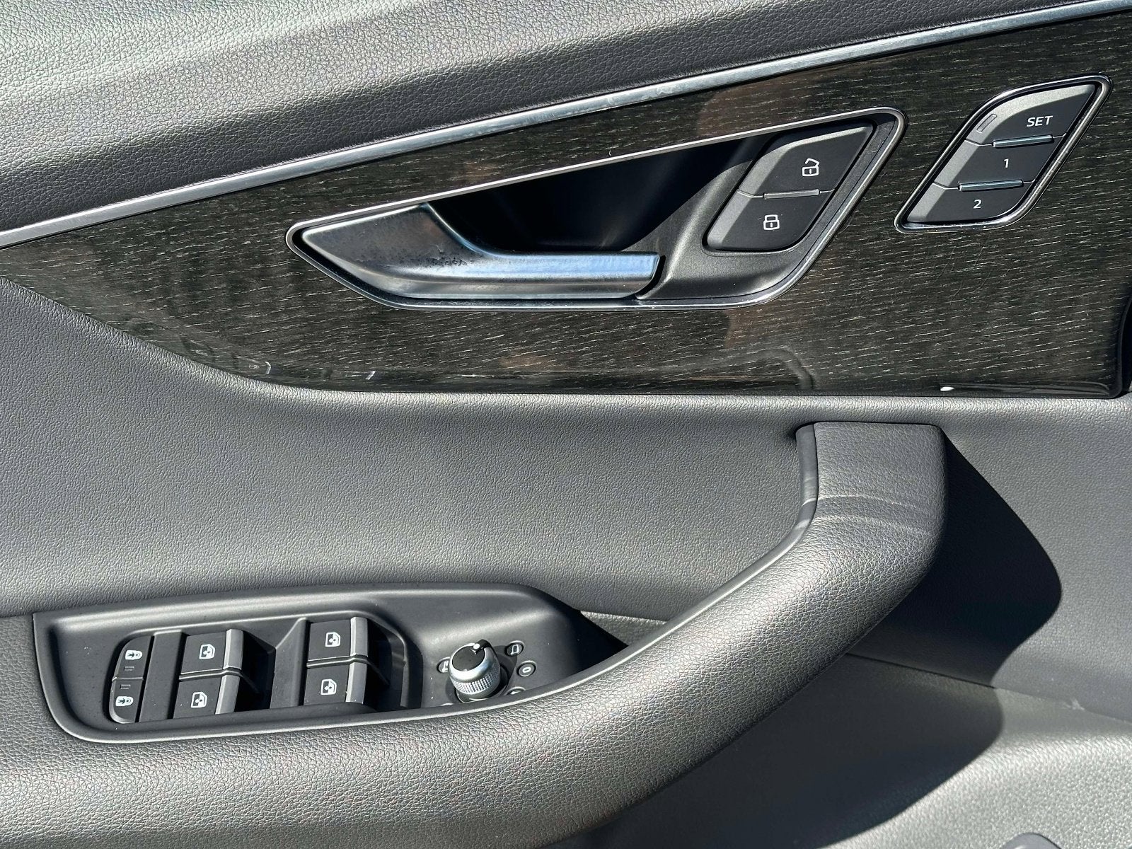 2022 Audi Q7 Premium Plus