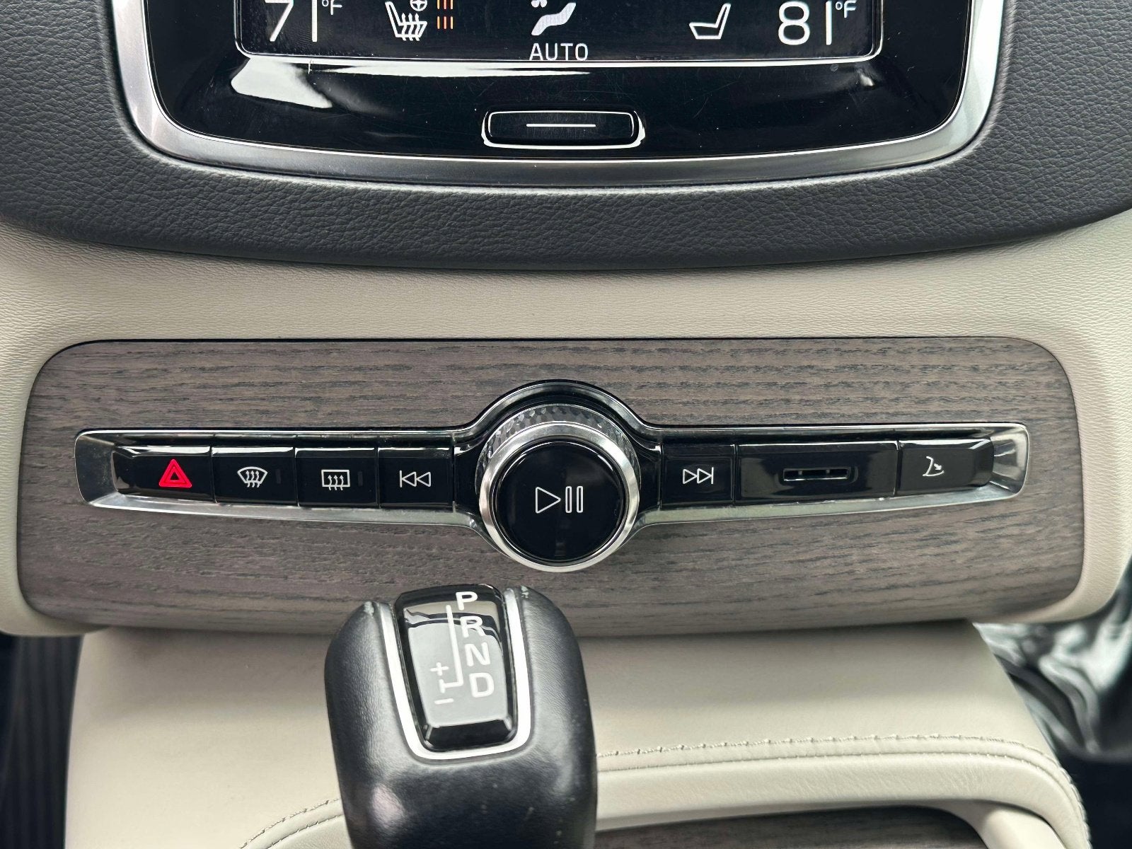 2021 Volvo XC90 Inscription