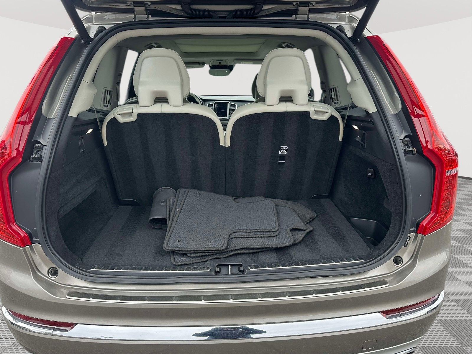 2021 Volvo XC90 Inscription