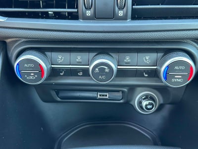 2024 Alfa Romeo Giulia Ti