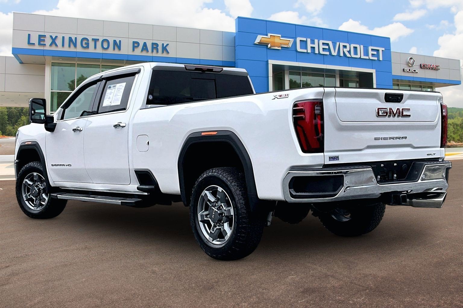2025 GMC Sierra 3500 HD SLT