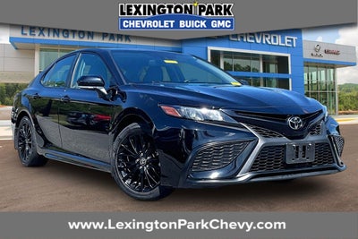 2022 Toyota Camry SE Nightshade Edition